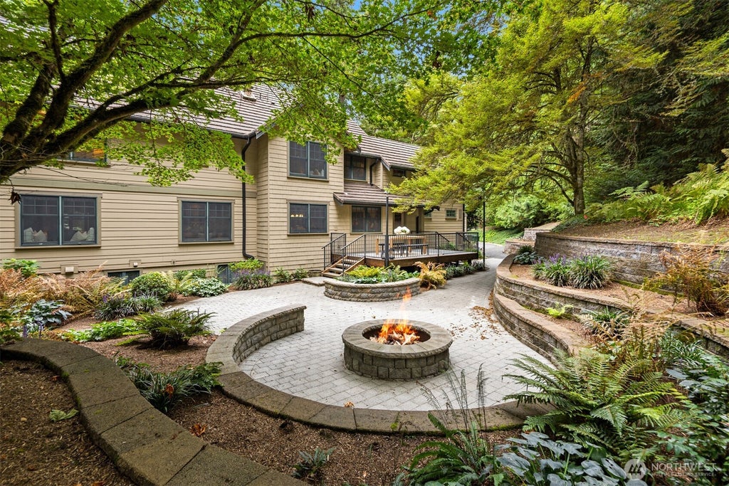 Photo of 21007 NE 117th Street, Redmond, WA 98053 (MLS # 2593671)