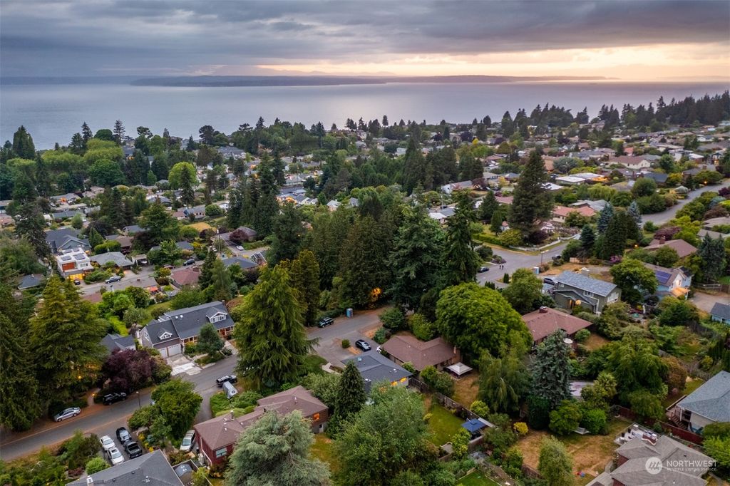 Photo of 12030 8th Avenue NW, Seattle, WA 98177 (MLS # 2126209)