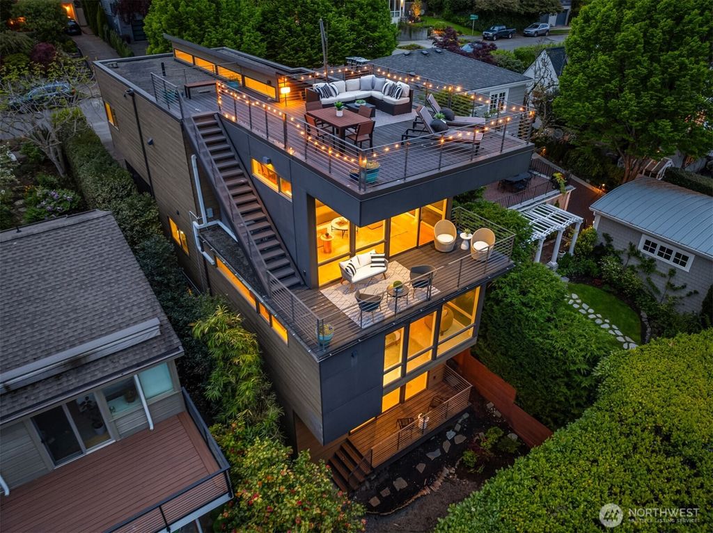 Photo of 3812 Cascadia Avenue S, Seattle, WA 98118 (MLS # 2411947)