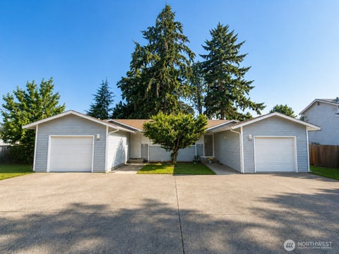 Photo of 818 138th Street E, Tacoma, WA 98445 (MLS # 2566430)