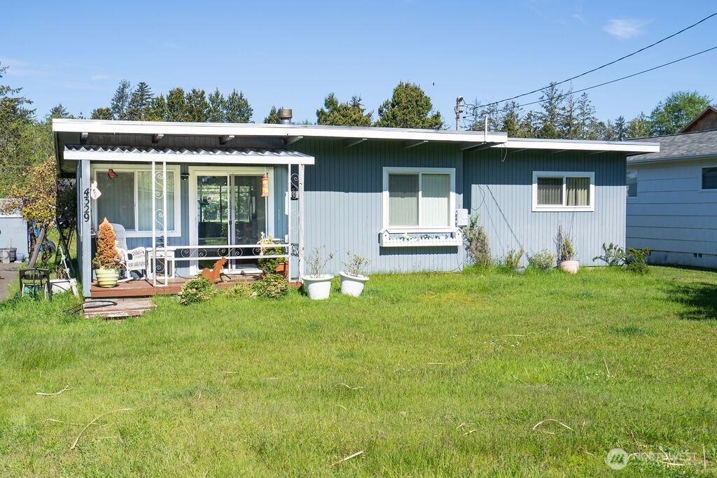 4329 Pine Lane