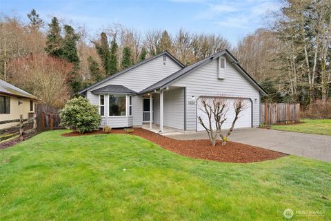 Photo of 1824 Boundary Street SE, Olympia, WA 98501 (MLS # 2490080)