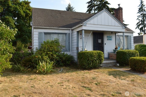 Photo of 1016 S 72nd ST, Tacoma, WA 98408 (MLS # 2569415)