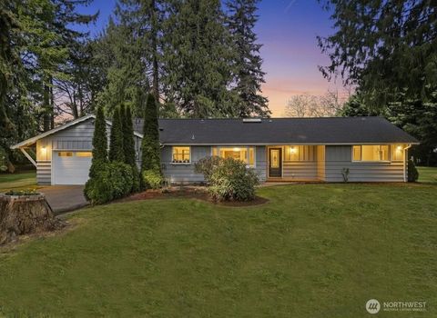 Photo of 10516 46th Avenue E, Tacoma, WA 98446 (MLS # 2523252)