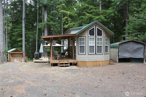 Photo of 161 N Quinault Place, Hoodsport, WA 98548 (MLS # 2407608)