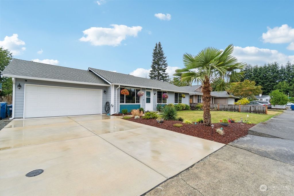 Photo of 25951 130th Place SE, Kent, WA 98030 (MLS # 2278750)
