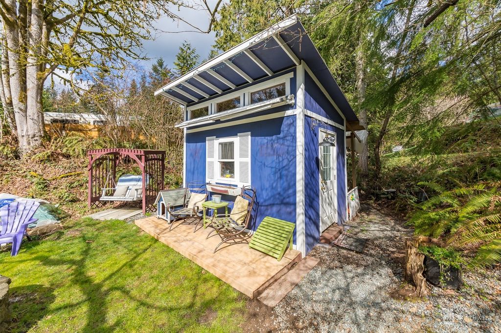 Photo of 18425 Storm Lake Road, Snohomish, WA 98290 (MLS # 2052151)