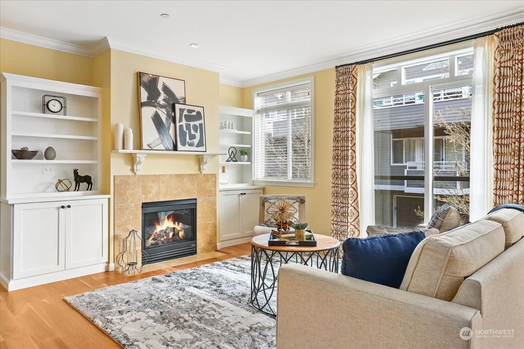 Photo of 505 5th Avenue S #213, Edmonds, WA 98020 (MLS # 2049978)