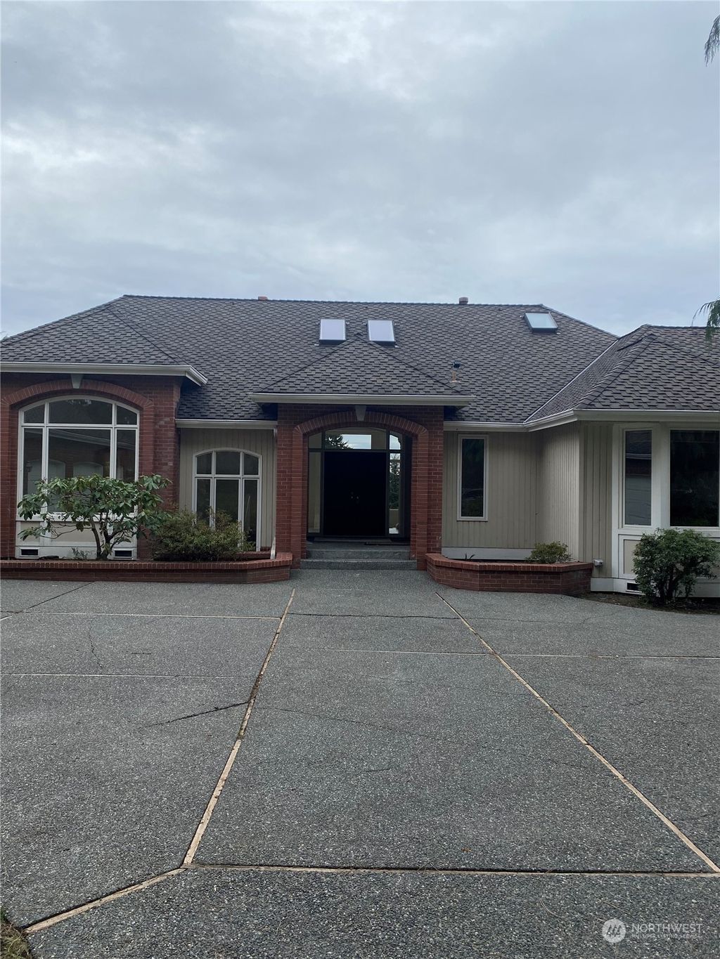 Photo of 14824 164th Place NE, Woodinville, WA 98072 (MLS # 2040279)