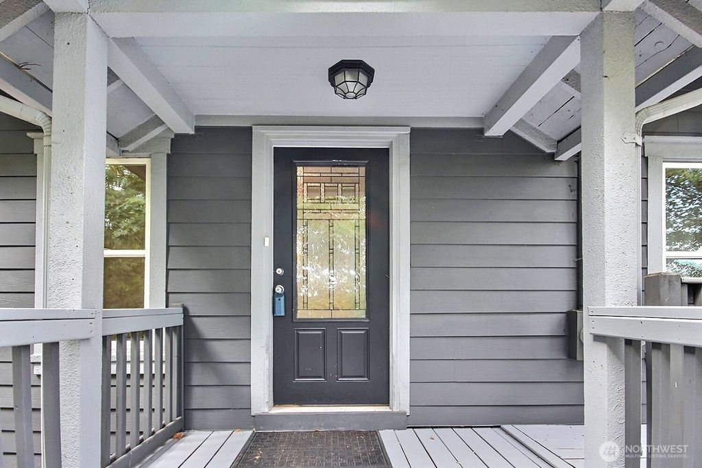 Photo of 14003 Macadam Road S, Tukwila, WA 98168 (MLS # 2430962)