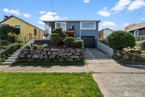 Photo of 1811 S Stevens Street, Seattle, WA 98144 (MLS # 2504462)
