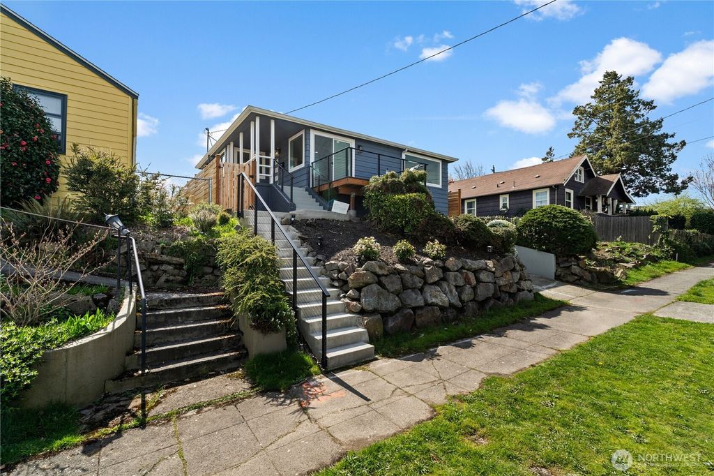 Photo of 1811 S Stevens Street, Seattle, WA 98144 (MLS # 2504462)