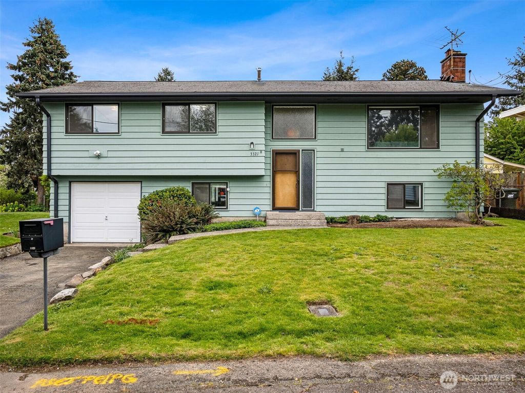Photo of 3321 S 191st Street, SeaTac, WA 98188 (MLS # 2364469)