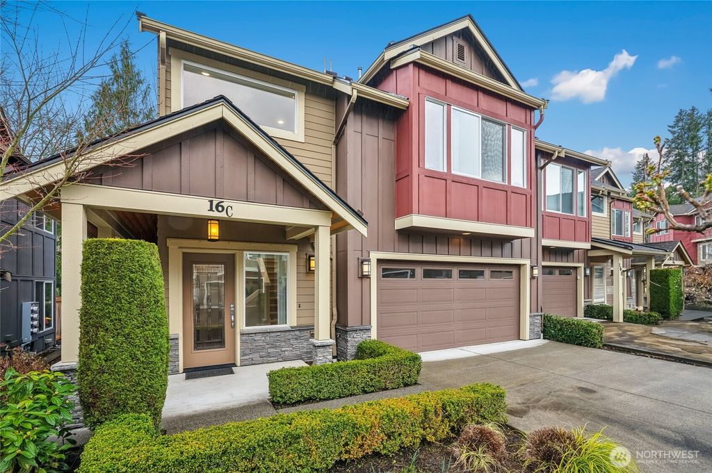 Photo of 900 228th Avenue NE #16C, Sammamish, WA 98074 (MLS # 2346499)