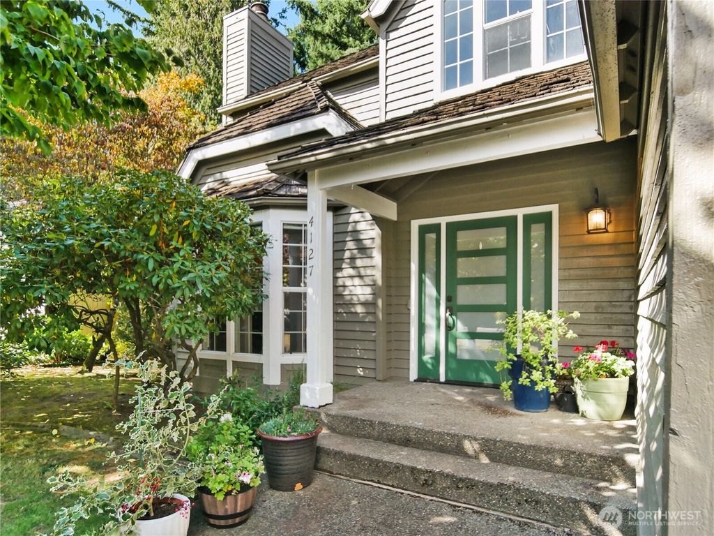 Photo of 4127 211th Court NE, Sammamish, WA 98074 (MLS # 2439219)