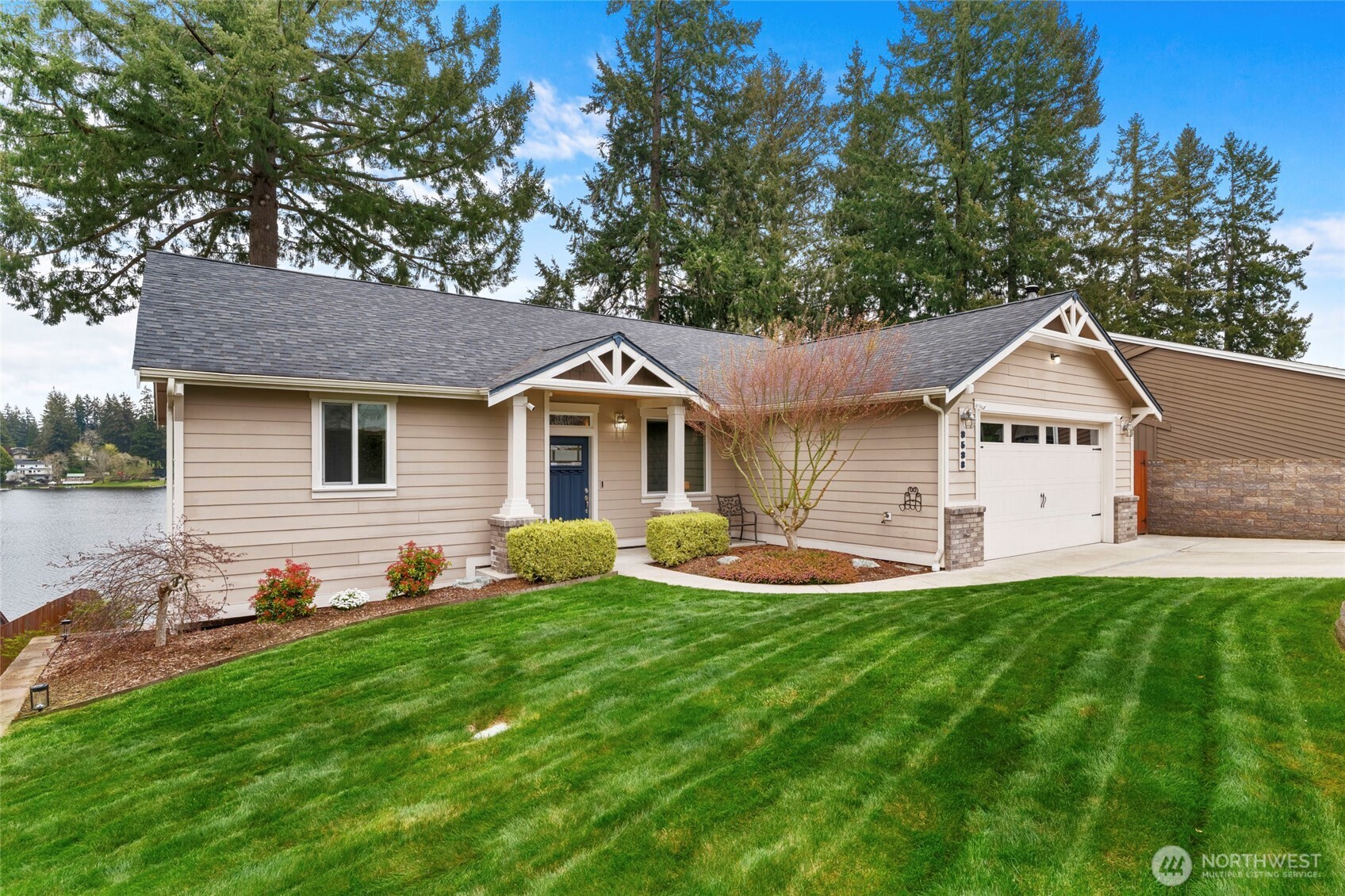 3538 Long Lake Drive SE