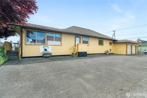 Photo of 2523 Simpson Avenue, Aberdeen, WA 98520 (MLS # 2543876)
