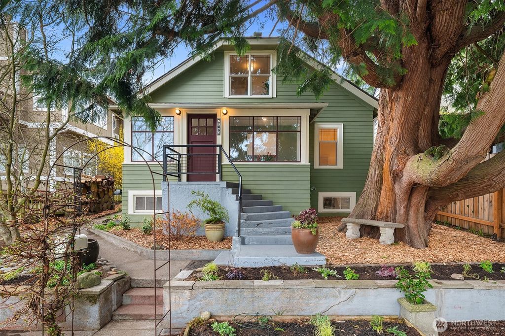 Photo of 7520 14th Avenue SW, Seattle, WA 98106 (MLS # 2348356)