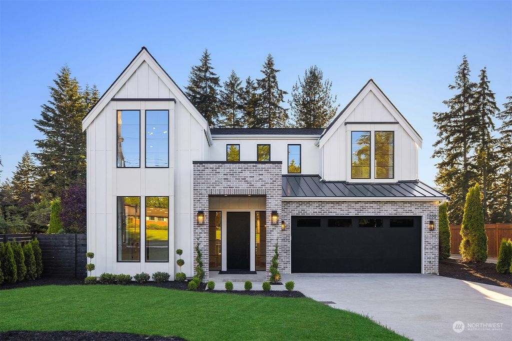 Photo of 7829 126th Avenue NE, Kirkland, WA 98033 (MLS # 2256287)