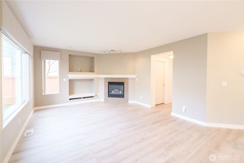 Photo of 1931 62nd St SE St, Auburn, WA 98092 (MLS # 2474972)