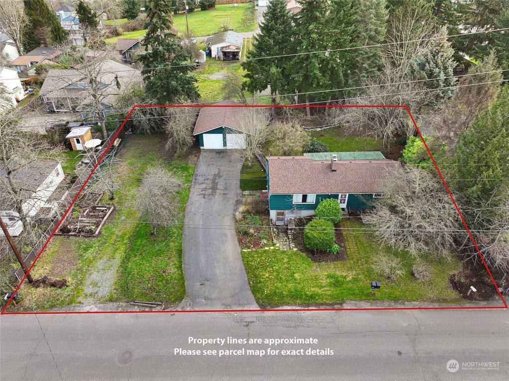 Photo of 1608 Shattuck Avenue S, Renton, WA 98055 (MLS # 2322060)