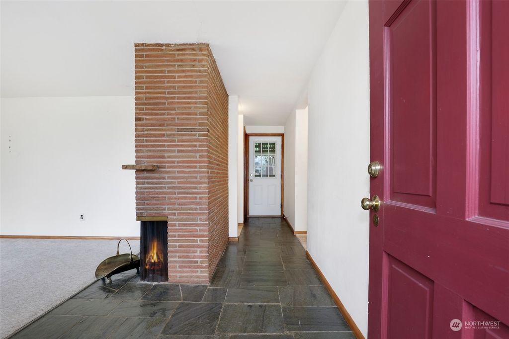 Photo of 1608 Shattuck Avenue S, Renton, WA 98055 (MLS # 2322060)