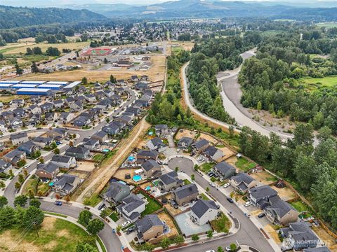 912 O'Farrell Lane NW Orting WA 98360