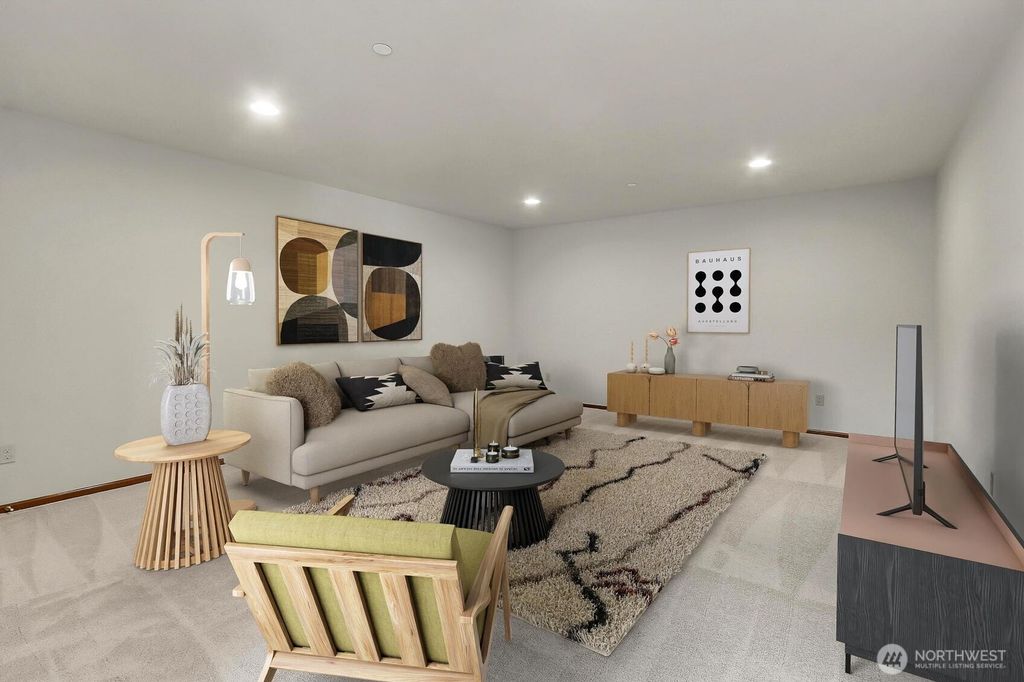 Photo of 5209 Glenwood Avenue, Everett, WA 98203 (MLS # 2478899)