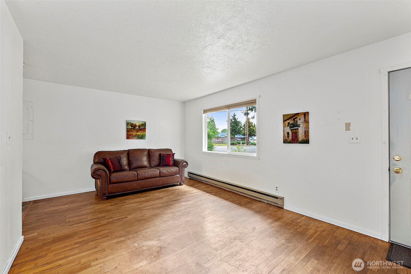 8813 Old Highway 99 SE