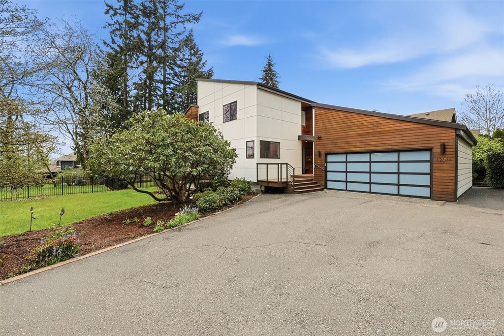 Photo of 12311 87th Court NE, Kirkland, WA 98034 (MLS # 2509796)