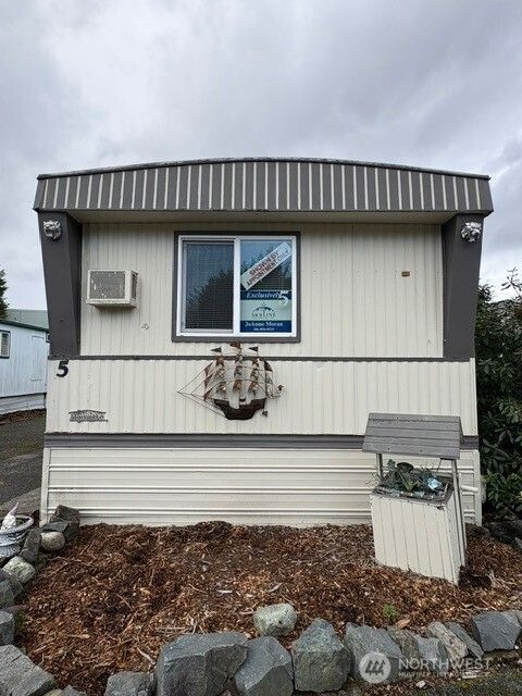 7031 NE 175th Street 5 Kenmore WA 98028