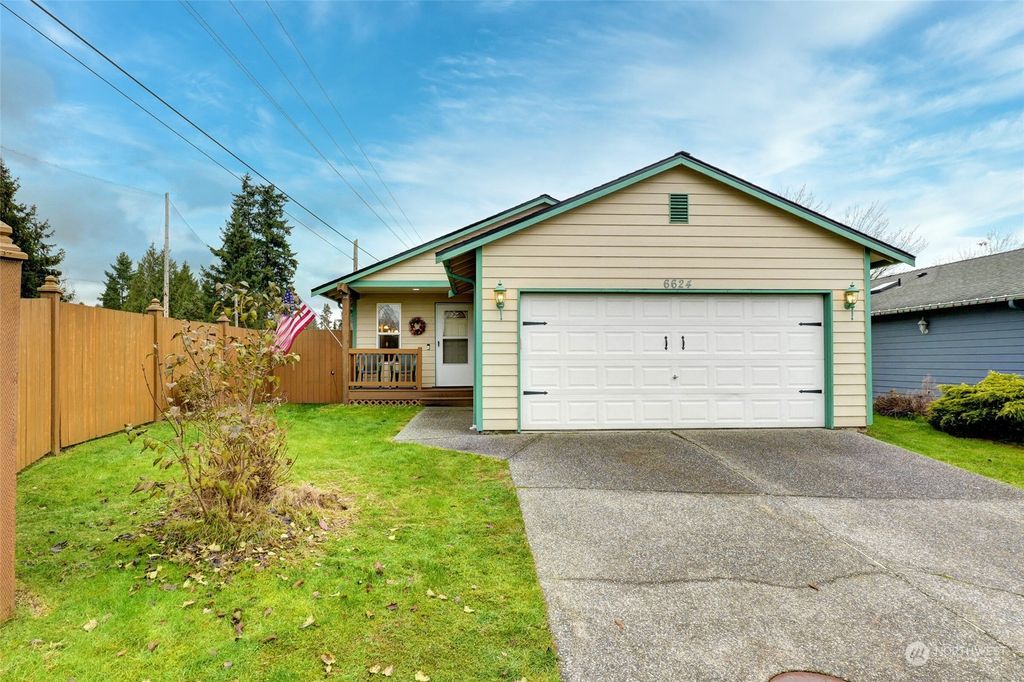 Photo of 6624 78th Place NE, Marysville, WA 98270 (MLS # 2180027)