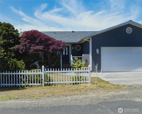 Photo of 30517 K Place, Ocean Park, WA 98640 (MLS # 2395298)