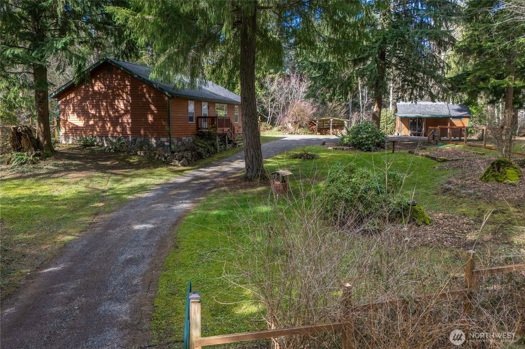 Photo of 23314 E Lake Kayak Drive, Monroe, WA 98272 (MLS # 2340952)