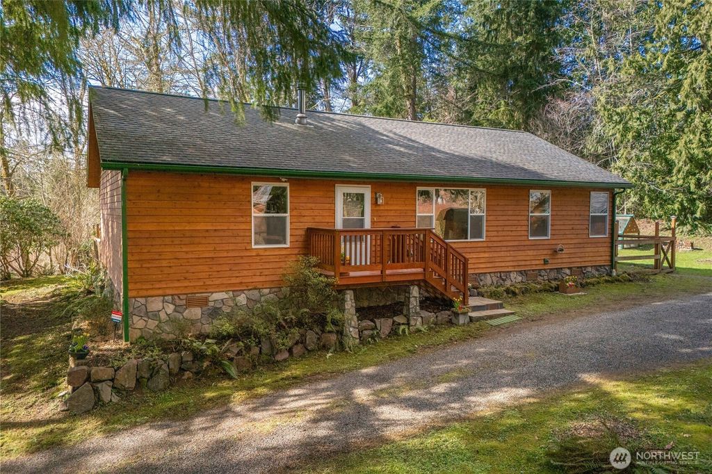 Photo of 23314 E Lake Kayak Drive, Monroe, WA 98272 (MLS # 2340952)