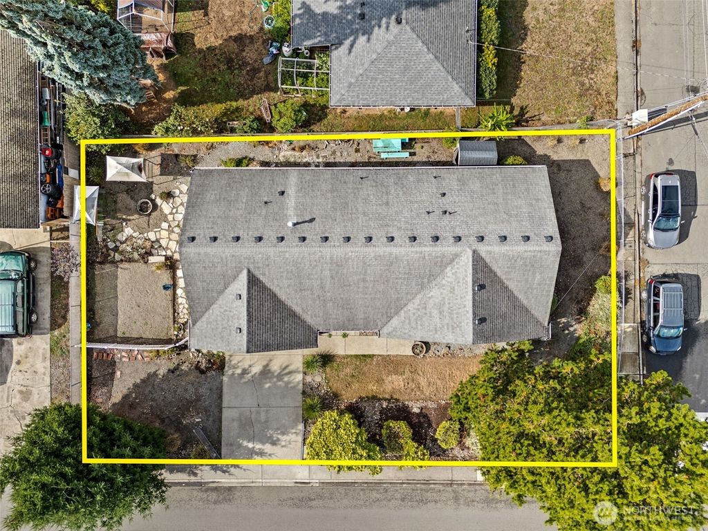 Photo of 2711 M ST SE St, Auburn, WA 98002 (MLS # 2440364)