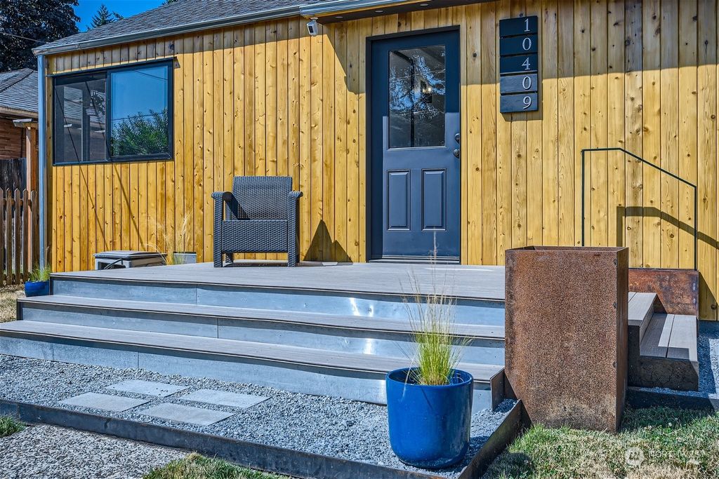 Photo of 10409 3rd Avenue S, Seattle, WA 98168 (MLS # 2147029)