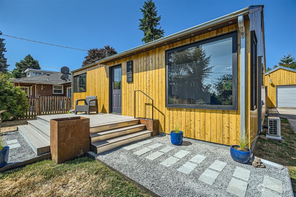 Photo of 10409 3rd Avenue S, Seattle, WA 98168 (MLS # 2147029)