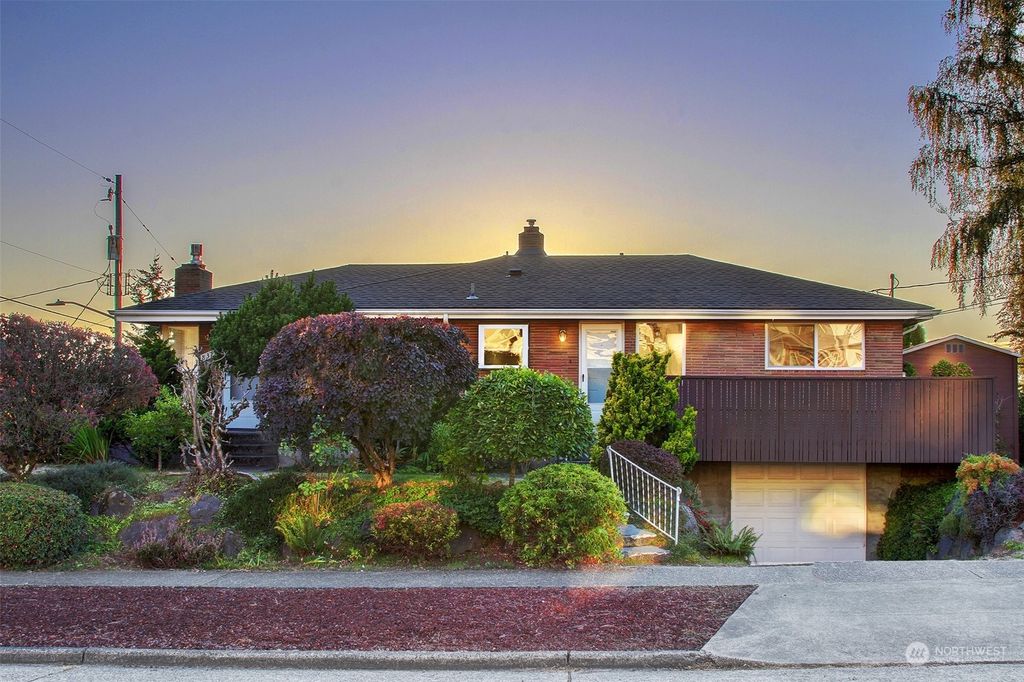 Photo of 8319 California Avenue SW, Seattle, WA 98136 (MLS # 2292799)