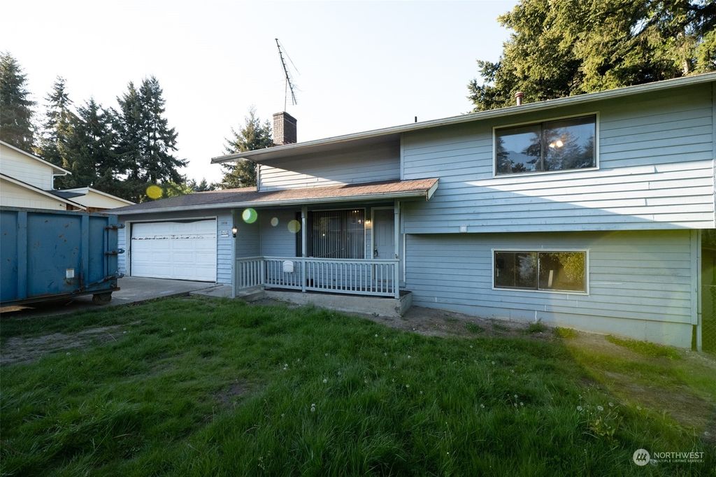 Photo of 2618 SW 334TH Place, Federal Way, WA 98023 (MLS # 2235264)