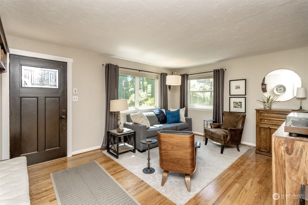 Photo of 15449 21st Avenue SW, Burien, WA 98166 (MLS # 2130489)