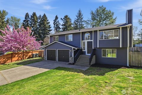 Photo of 9702 159th Street Ct E, Puyallup, WA 98375 (MLS # 2506976)