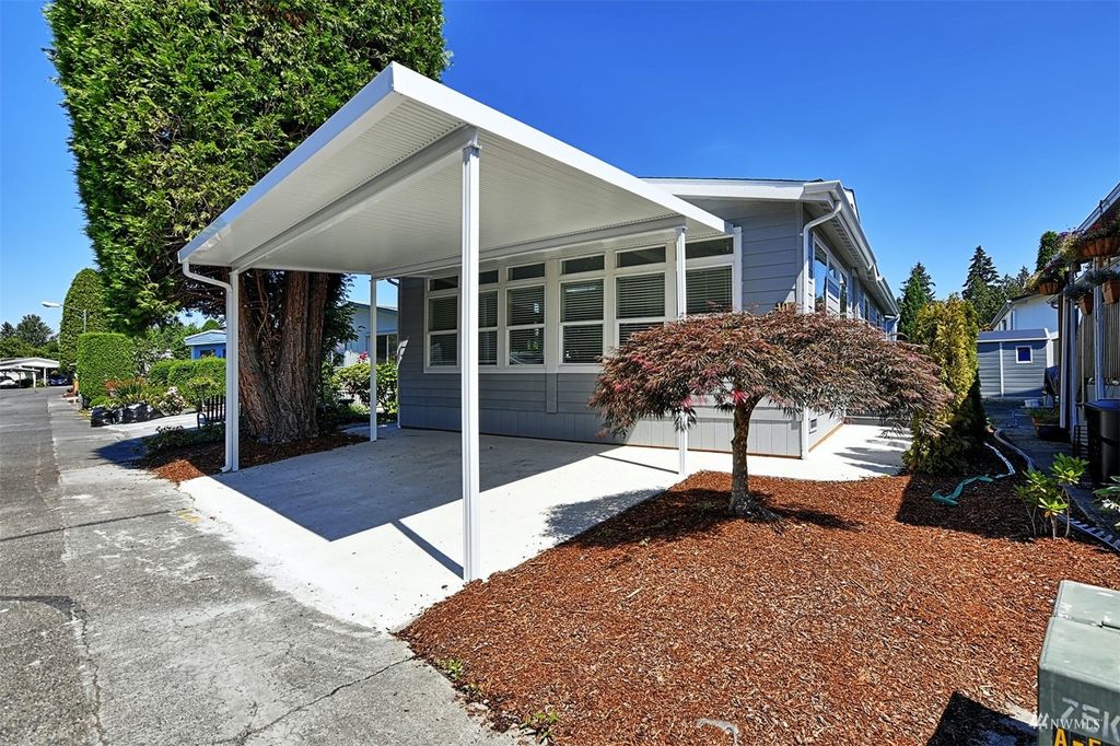 Photo of 23825 15th Avenue SE #104, Bothell, WA 98021 (MLS # 1982267)