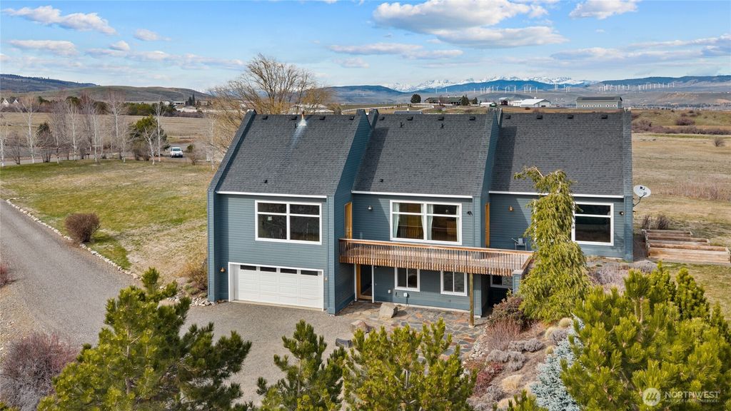 Photo of 610 Meadow View Drive, Ellensburg, WA 98926 (MLS # 2493088)