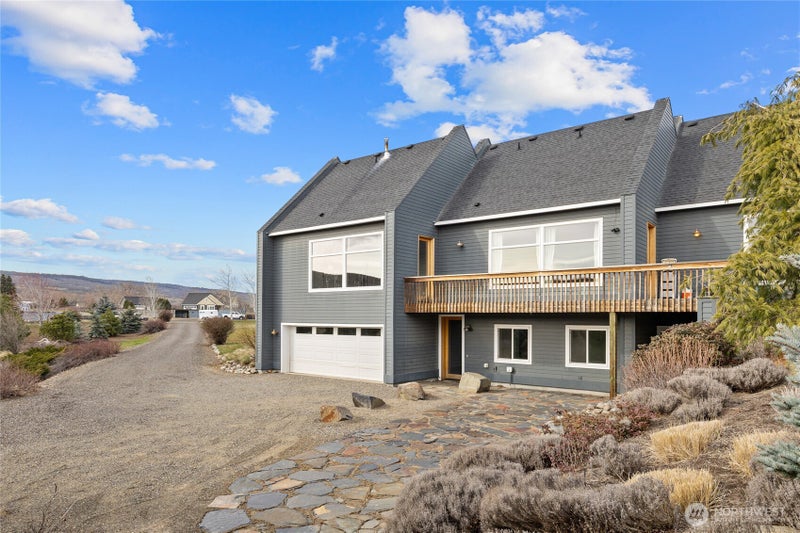 610 Meadow View Drive