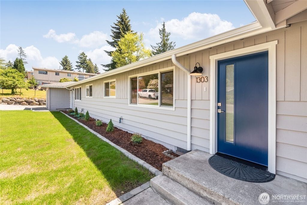 Photo of 1303 Comet St, Milton, WA 98354 (MLS # 2468581)