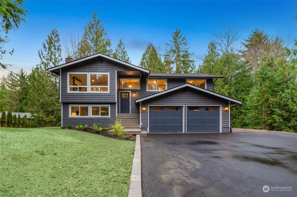 Photo of 14909 16th Street SE, Snohomish, WA 98290 (MLS # 2187582)