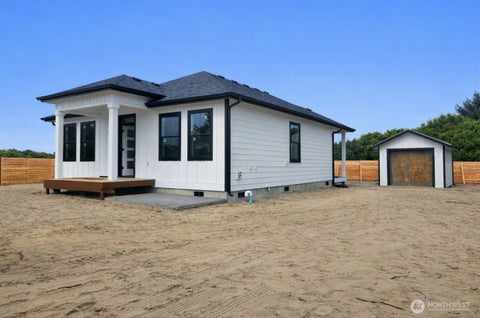 Photo of 446 Salina Cruz Avenue SW, Ocean Shores, WA 98569 (MLS # 2559469)