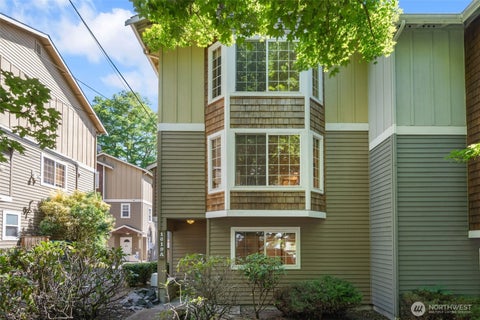 Photo of 1619 S Weller Street #A, Seattle, WA 98144 (MLS # 2546698)
