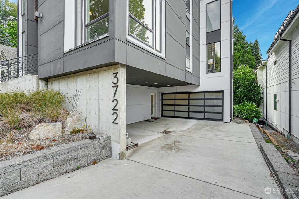 Photo of 3722 E Jefferson Street, Seattle, WA 98122 (MLS # 2257266)